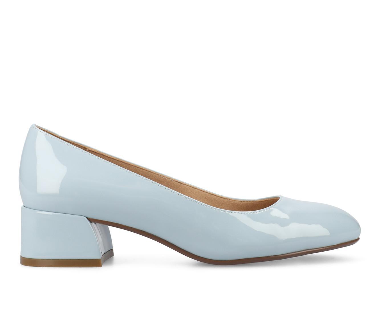 Women's Journee Collection SaarII Pumps Product Image