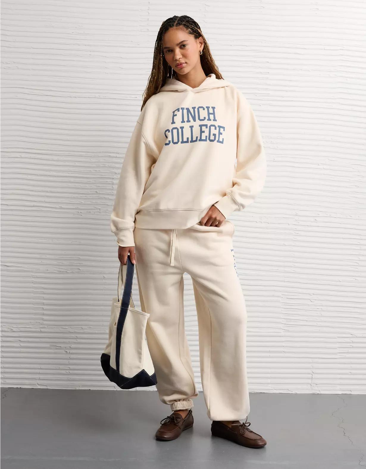 AE x The Summer I Turned Pretty Everyday Luxe Jogger Product Image