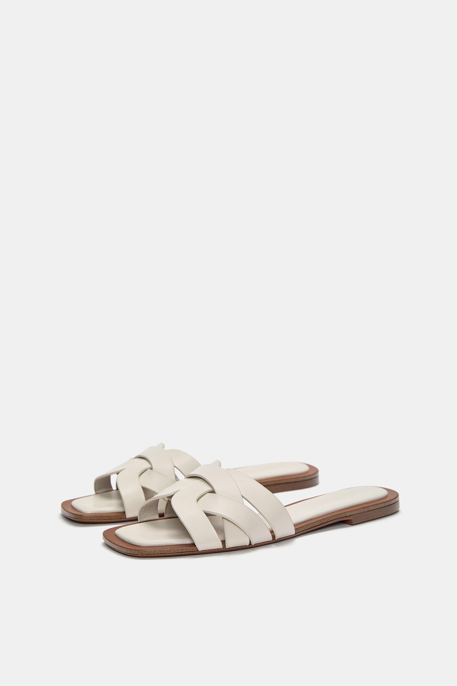 Flat strappy sandals Product Image