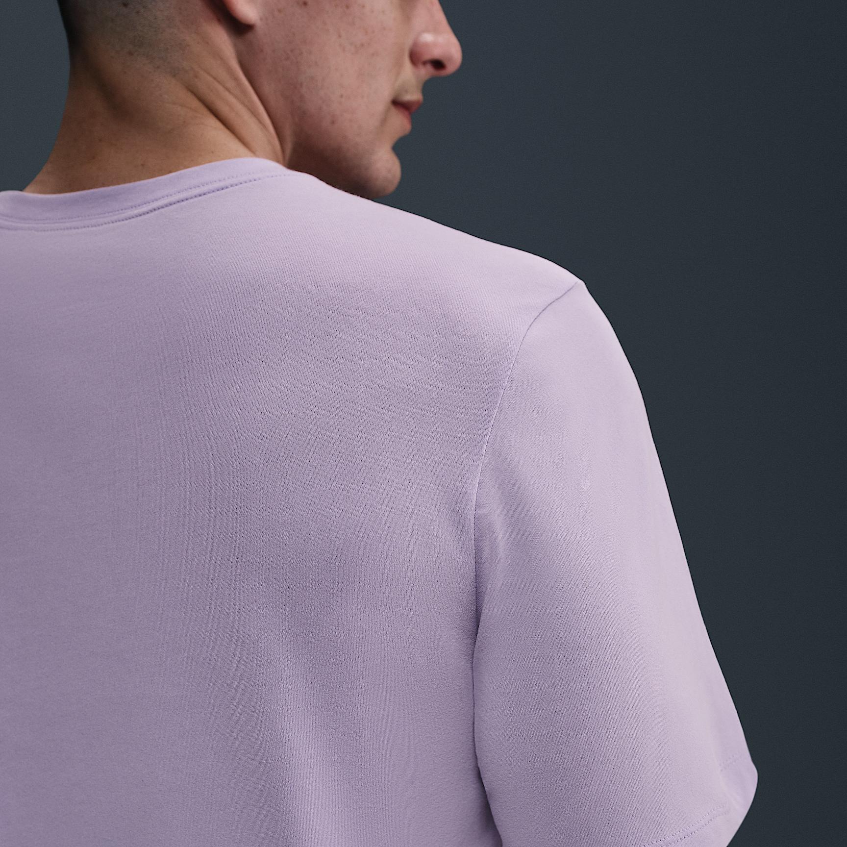 Nike Men's Dri-FIT Fitness T-Shirt Product Image