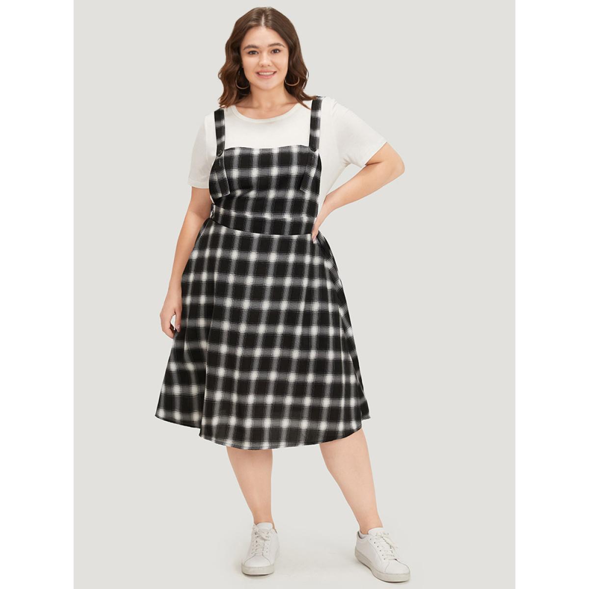 Plus Size Plaid Pocket Elastic Waist Overall Cami Dress Black Women Casual Adjustable Straps Spaghetti Strap Sleeveless Curvy Knee Dress BloomChic 10/M Product Image