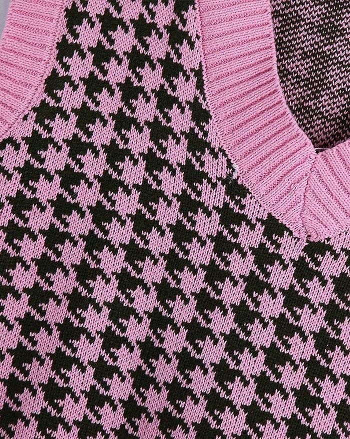 V Neck Houndstooth Sweater Vest Product Image