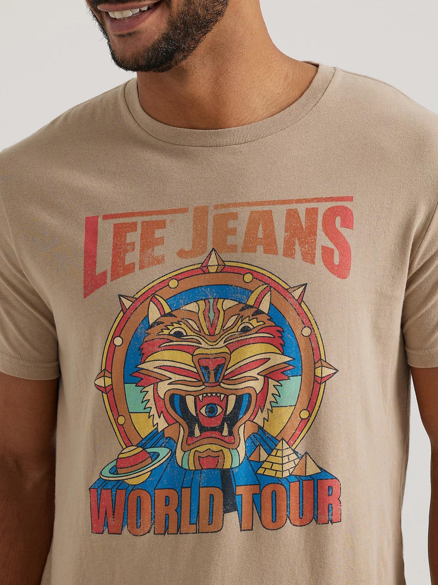 Men's World Tour Tiger Graphic Tee | Men's Tops & Tees | Lee® Product Image