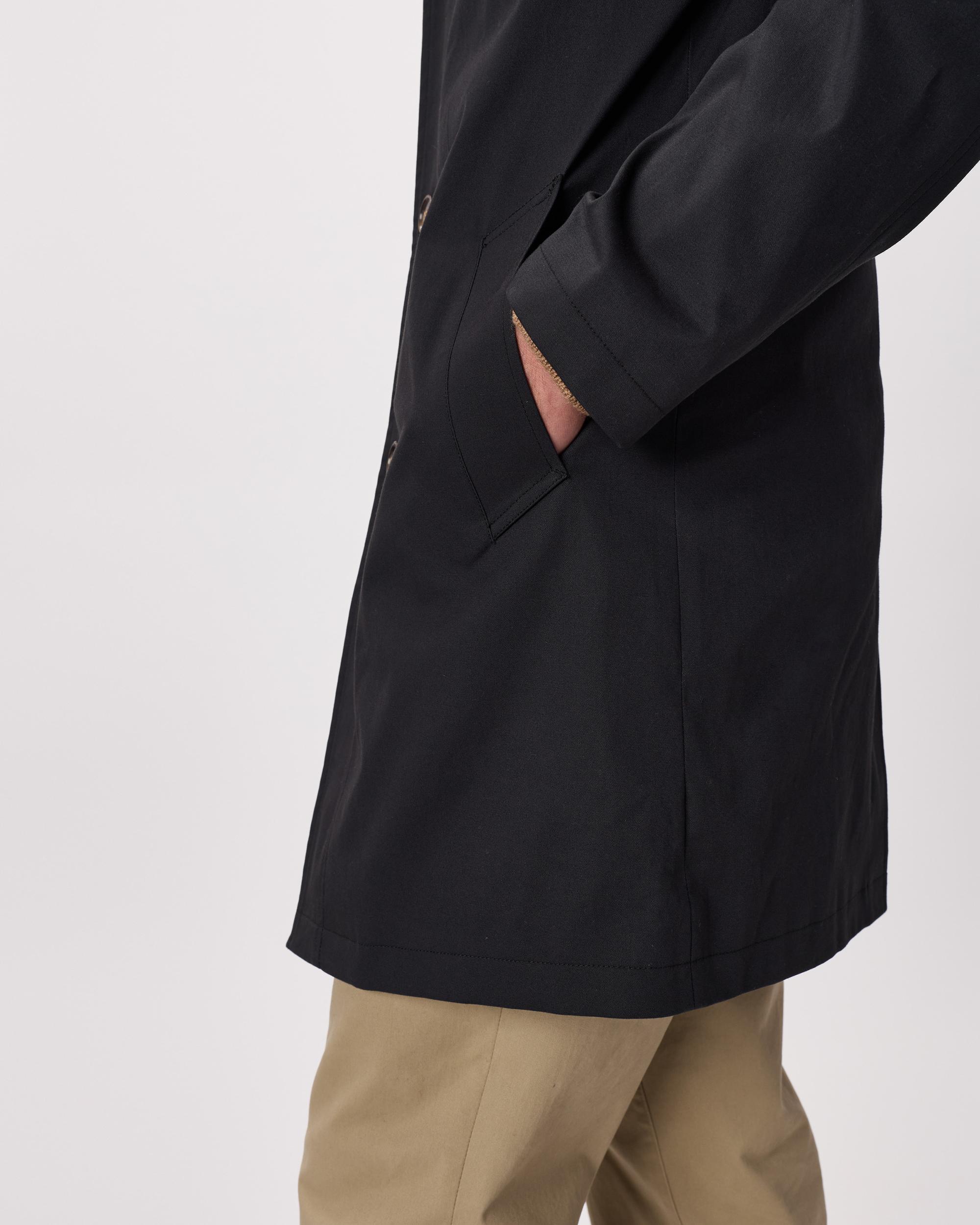 Quince | Men's Comfort Stretch Trench Coat Organic Cotton Product Image