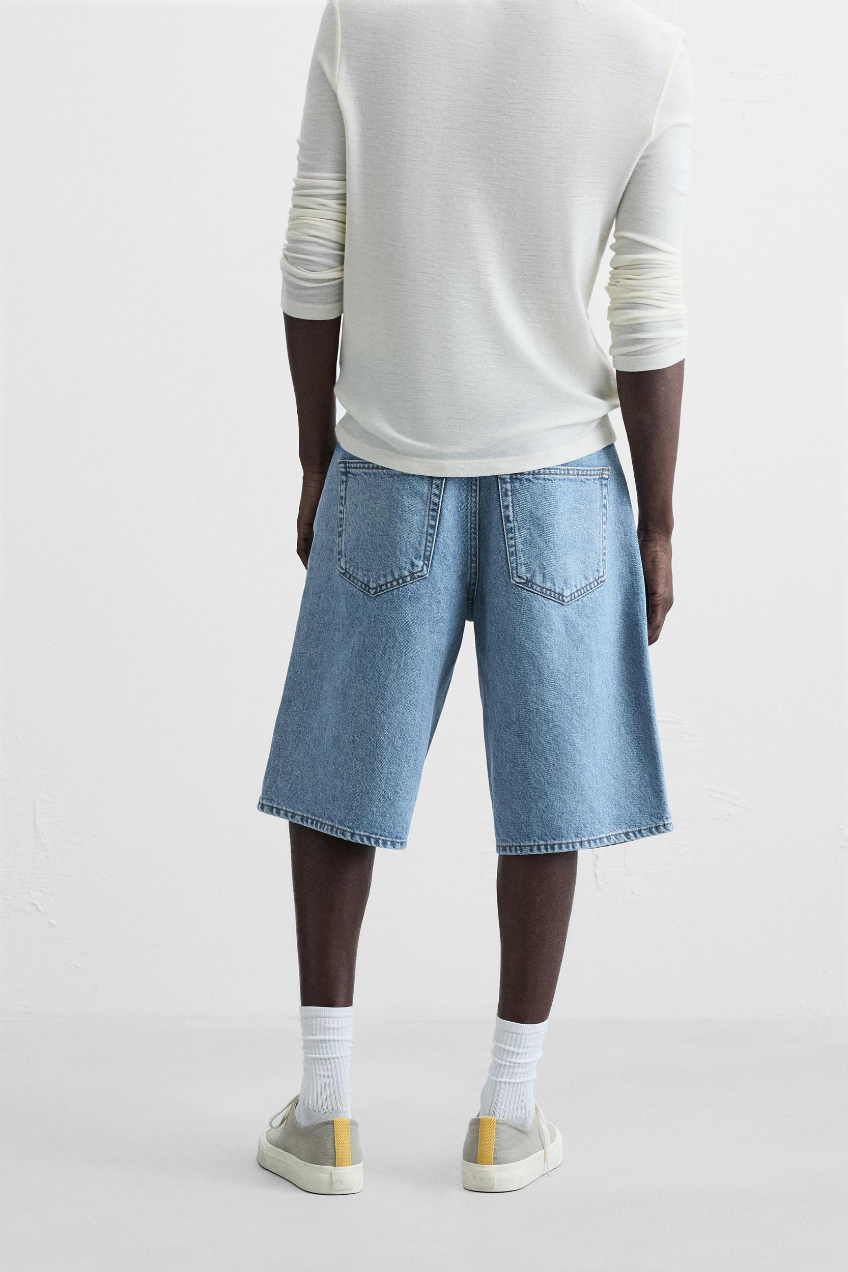 BAGGY FIT DENIM SHORTS Product Image