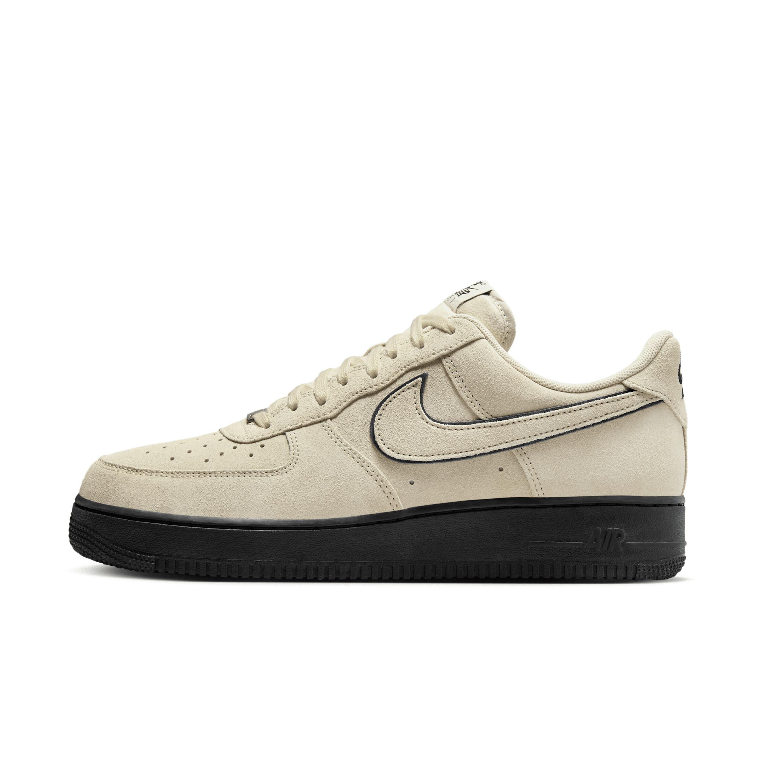 Nike Mens Air Force 1 07 LV8 Shoes | HQ1966-200 Product Image