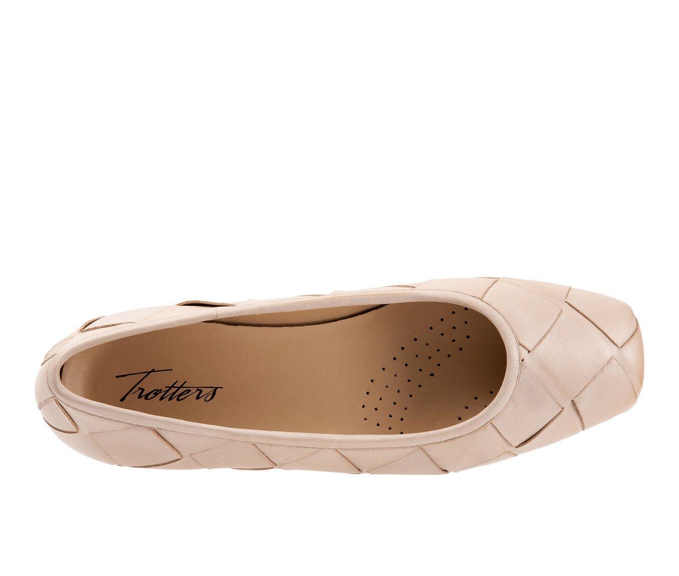 Women's Trotters Hanny Flats Product Image