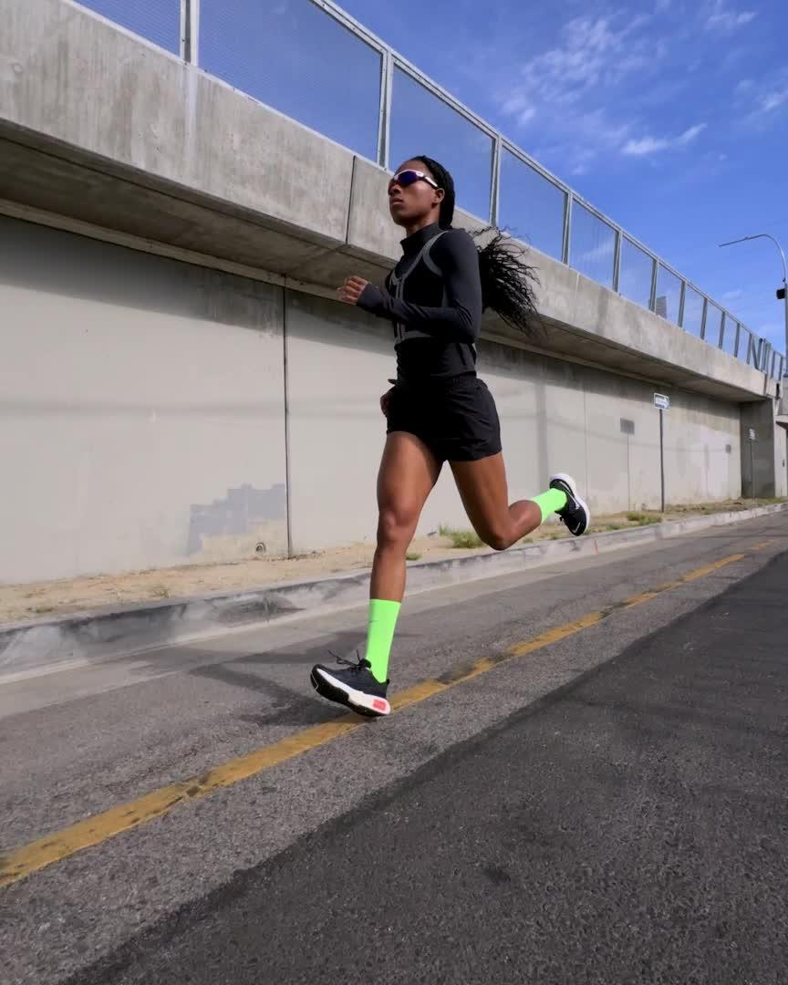 Nike Women's Invincible 3 PRM Road Running Shoes Product Image