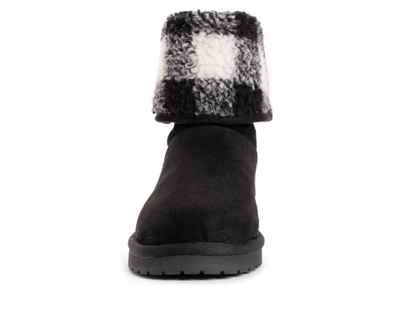 Women's Essentials by MUK LUKS Clover Winter Booties Product Image