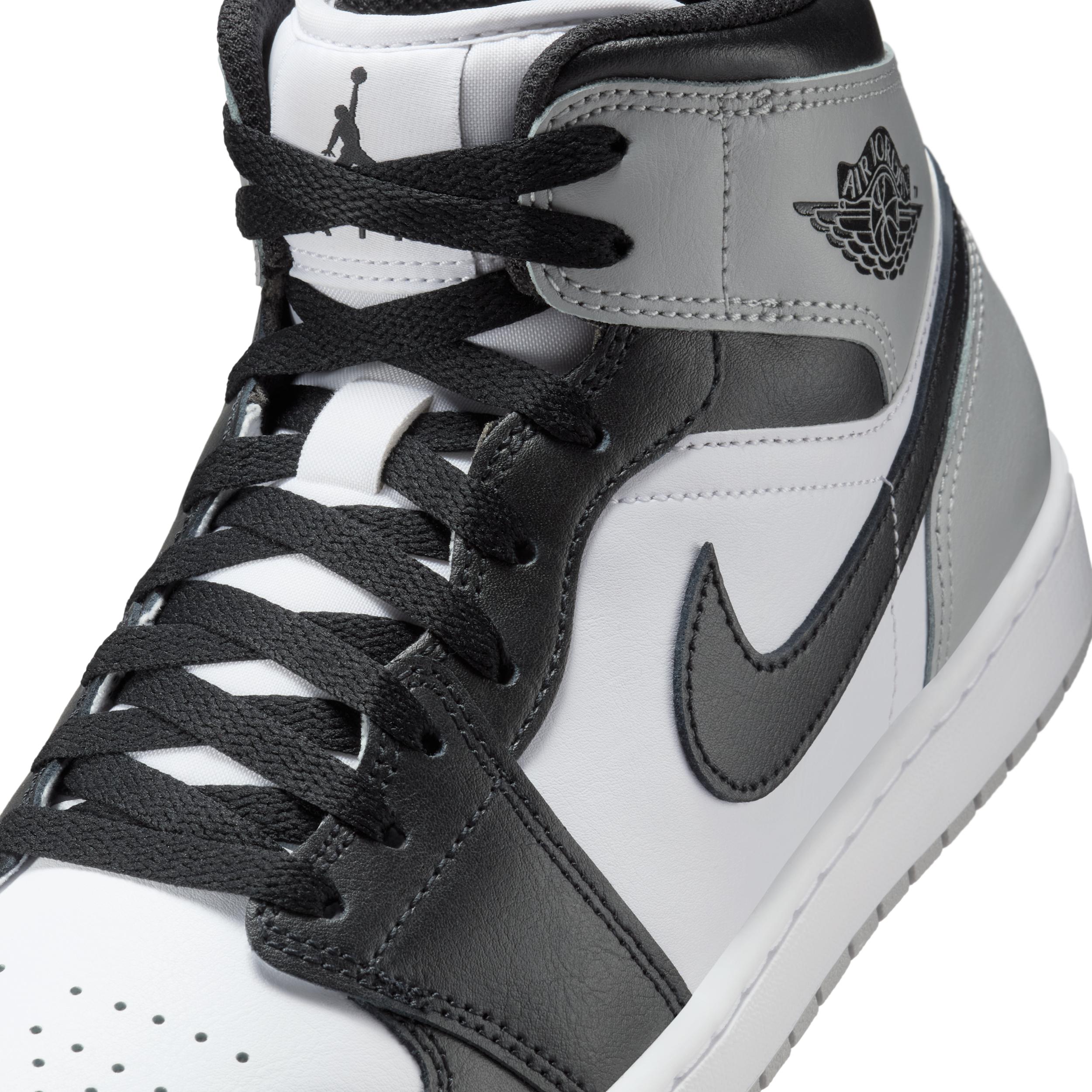 Men's Air Jordan 1 Mid Shoes Product Image