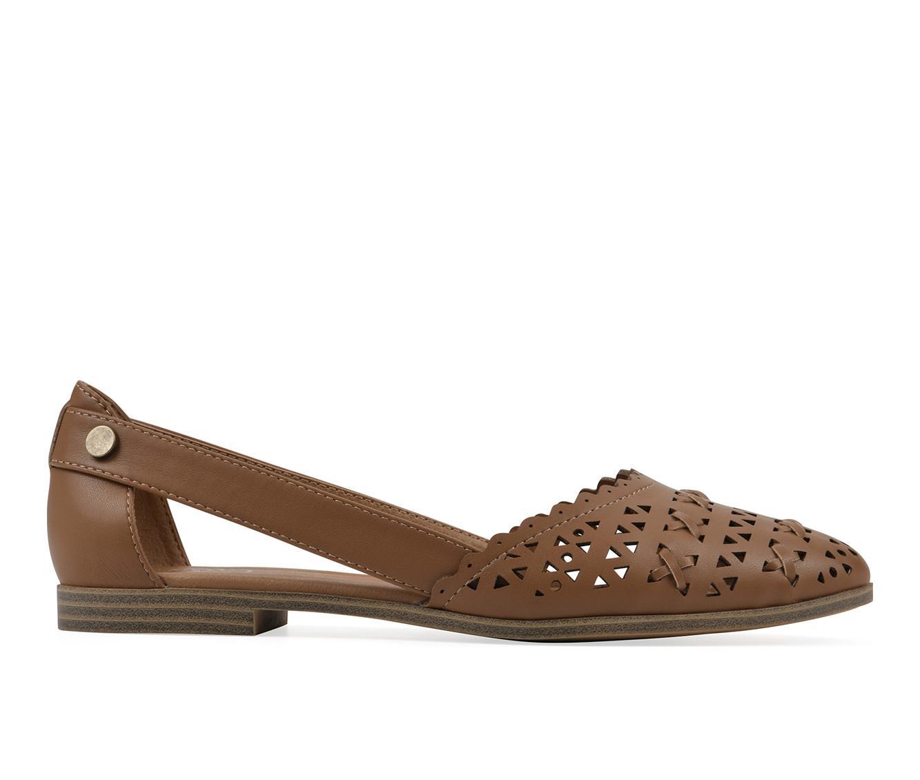Women's White Mountain Nobler Flats Product Image