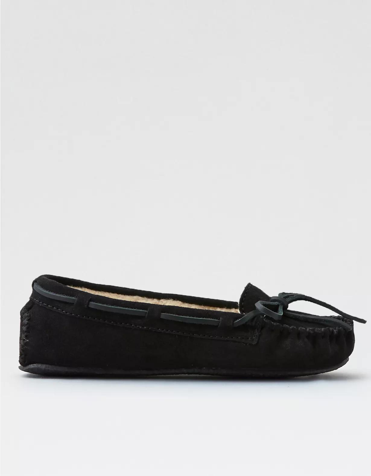 Minnetonka Women's Cally Moccasin Product Image