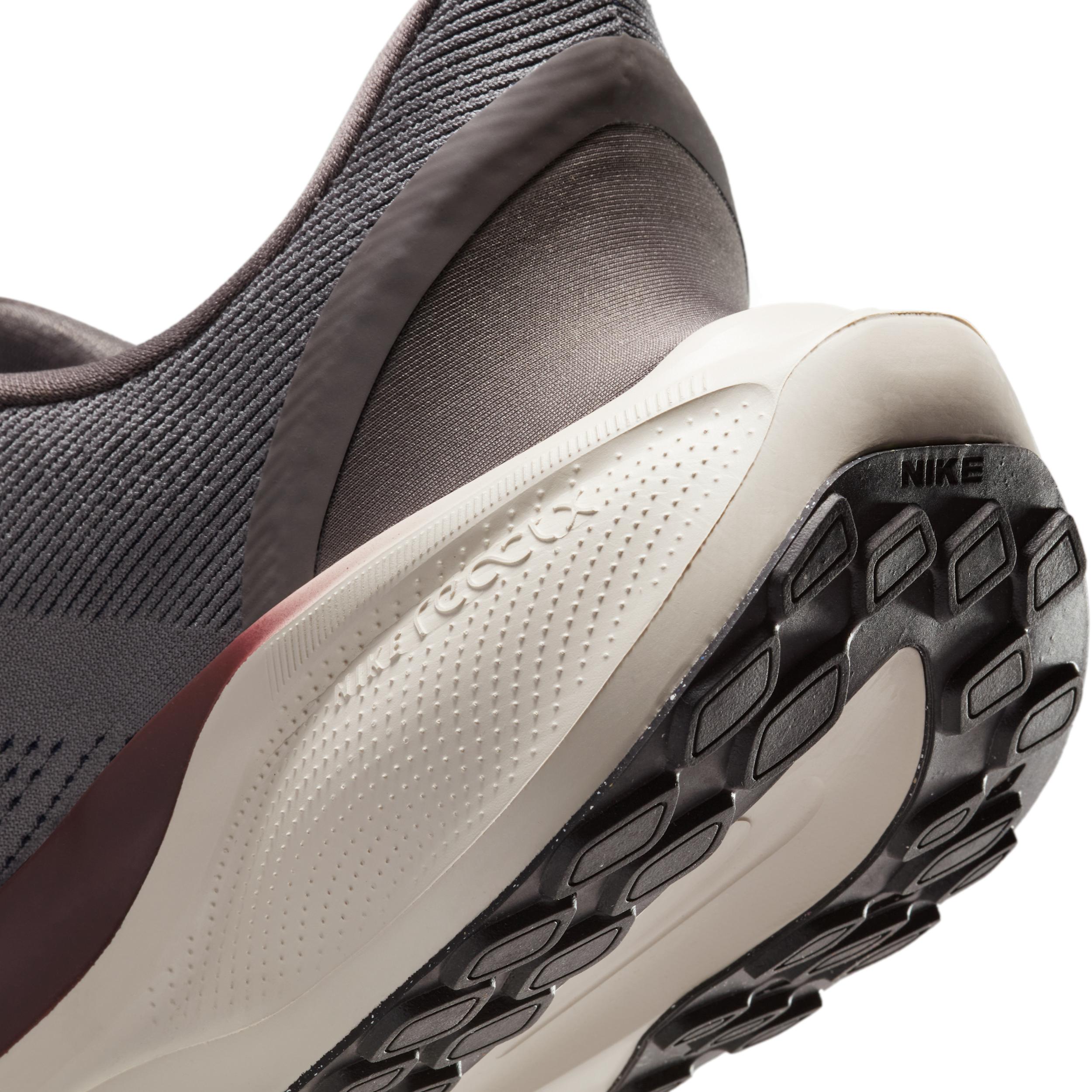 Nike Pegasus 41 NFL Philadelphia Eagles Men's Road Running Shoes Product Image