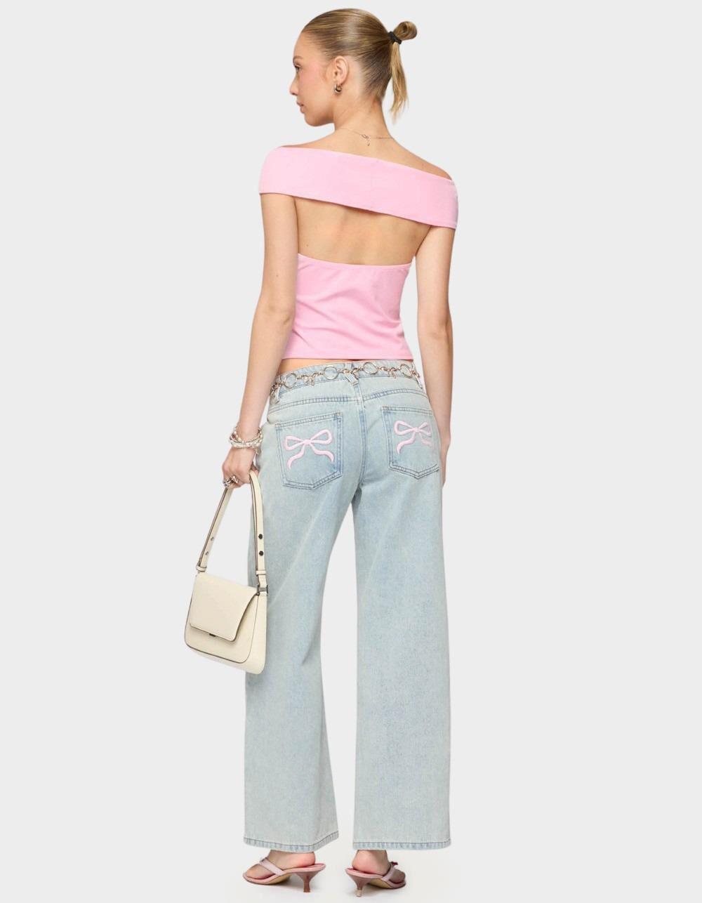 EDIKTED Mikkey Cut Out Off Shoulder Top - LIGHT PINK Product Image