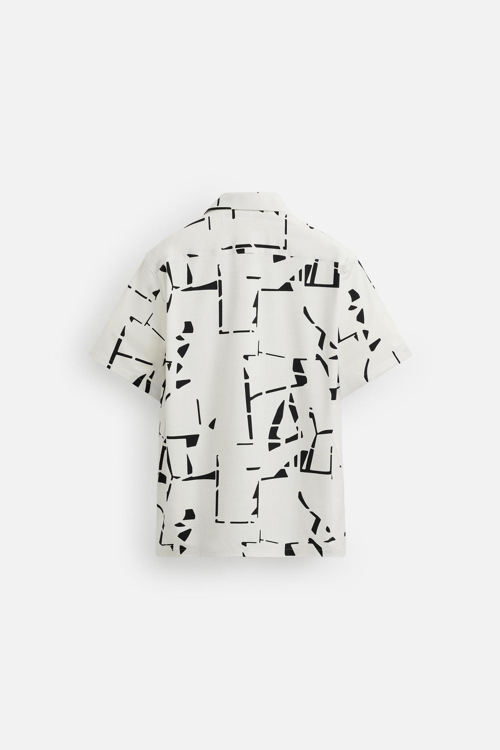 ABSTRACT PRINT STRETCH SHIRT Product Image