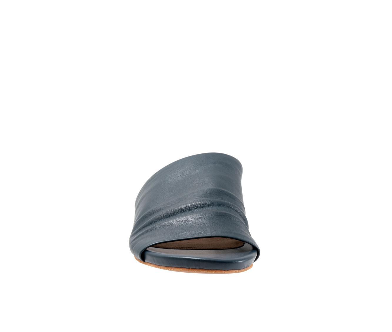 Women's Softwalk Camano Sandals Product Image