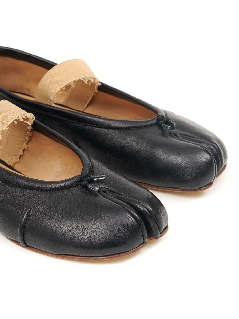 Tabi leather ballerina shoes Product Image