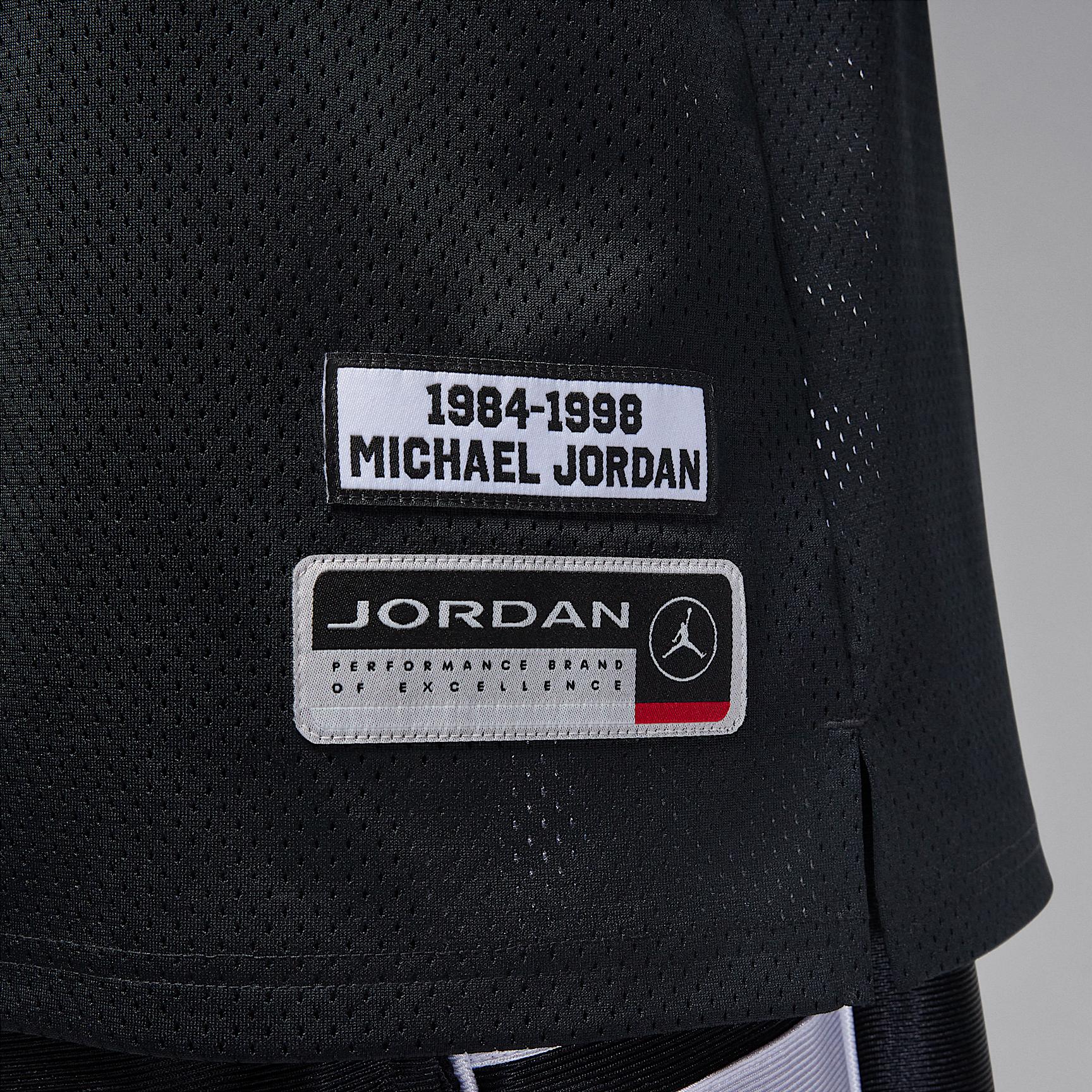 Mens Jordan Essentials Summer Jersey | HF9375-100 Product Image