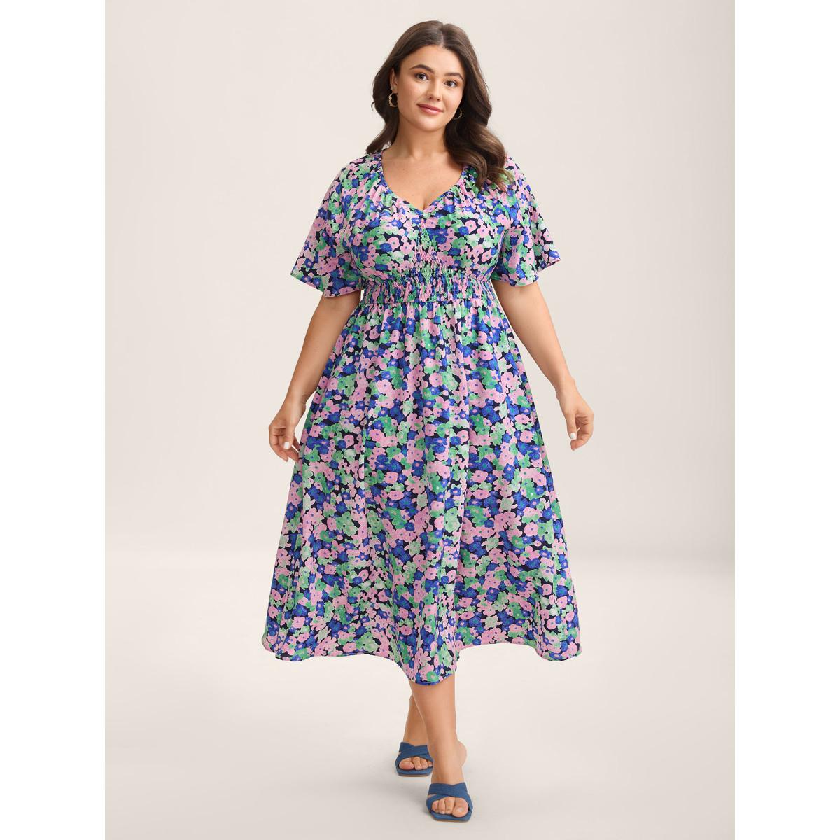 Plus Size Floral Print Shirred Waist Midi Dress DarkBlue Women Square Neck Short sleeve Curvy BloomChic 10/M Product Image