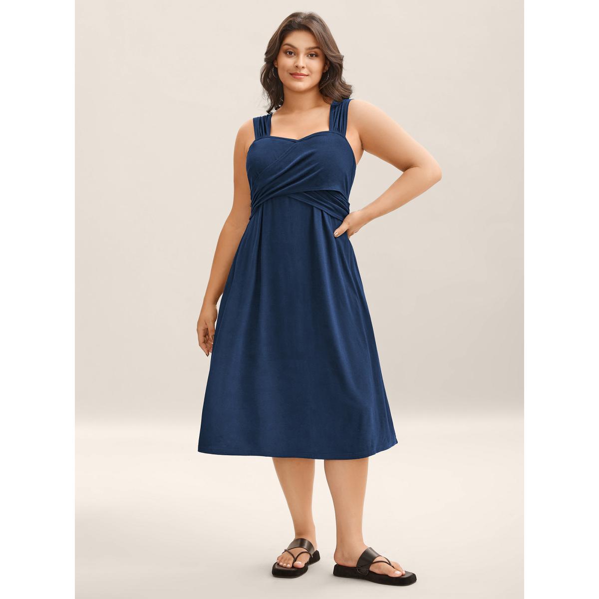 Plus Size Crosswrap Bodice Pockets Midi Dress Mediumblue Women Leisure Heart neckline Sleeveless Curvy BloomChic 18-20/2X Product Image