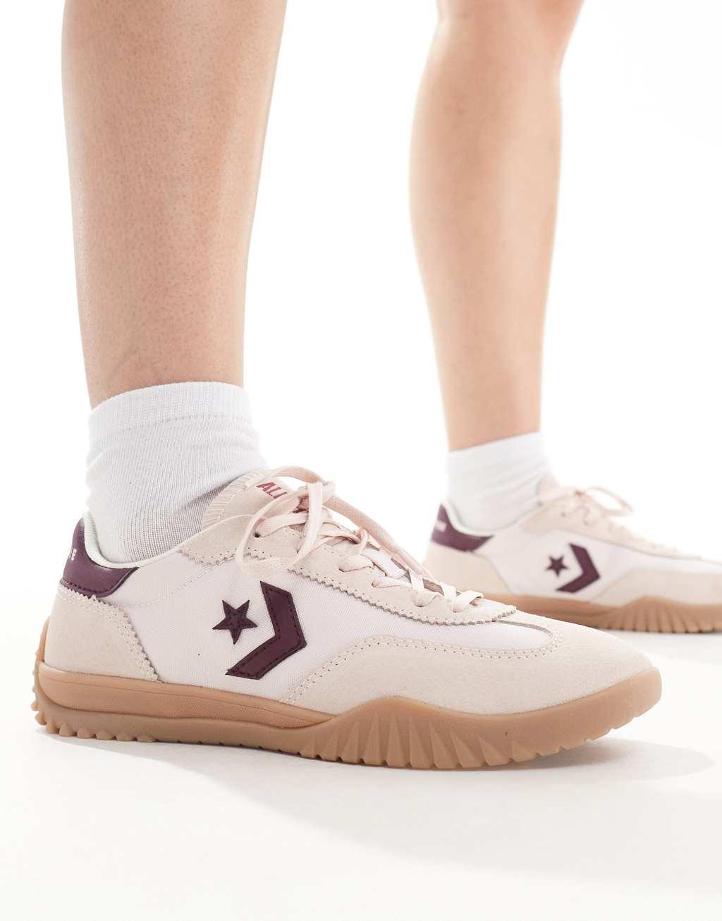 Converse Run Star sneakers in pink with burgundy detail Product Image