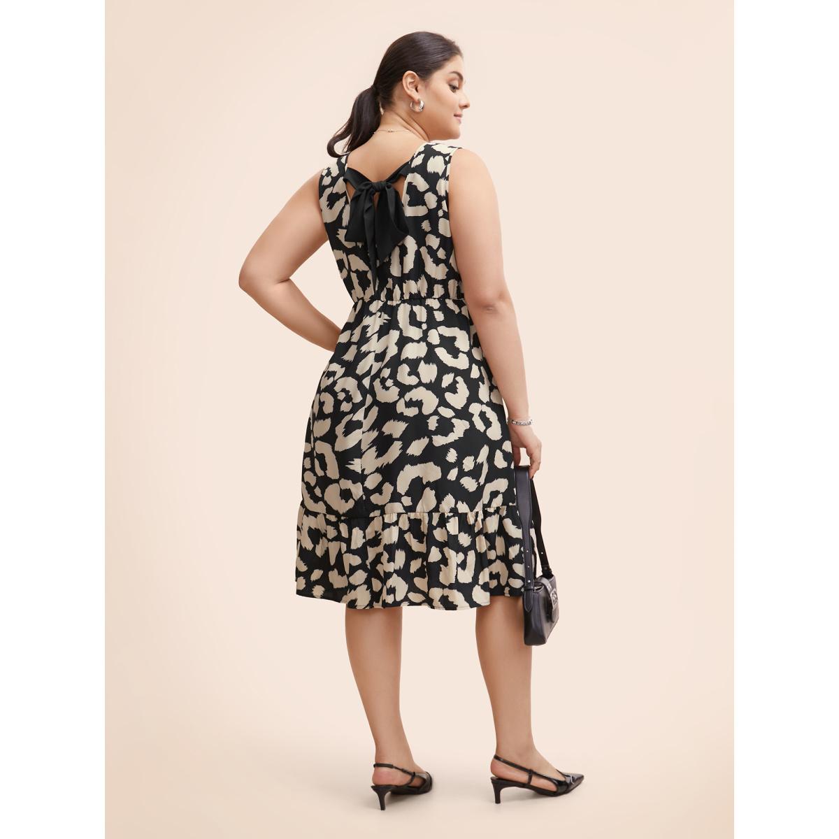 Plus Size Leopard Print Back Tie Knot Tank Dress Black Women At the Office Tie knot Round Neck Sleeveless Curvy BloomChic 26/4X Product Image