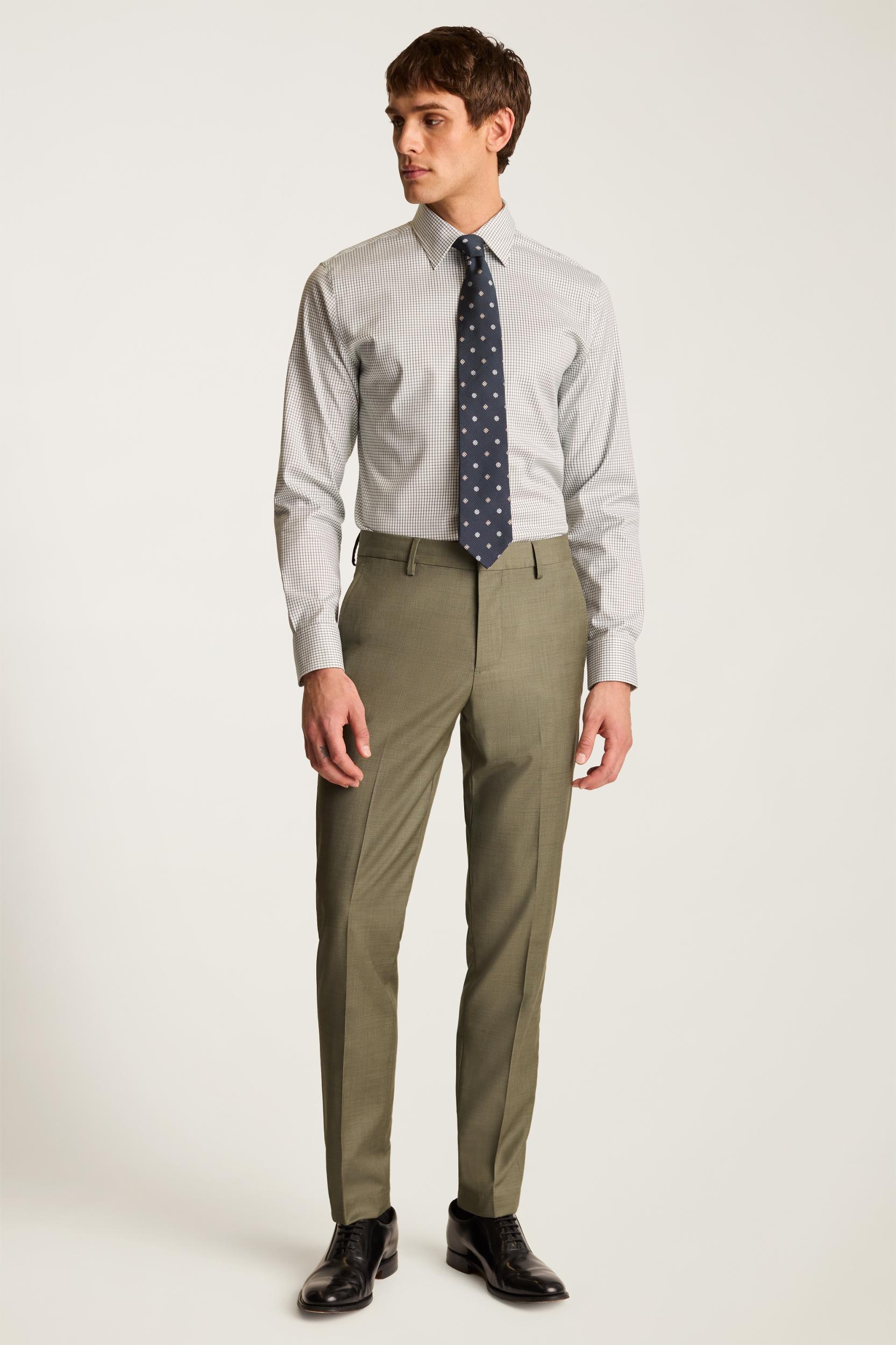 Jetsetter Wool Dress Pant Product Image