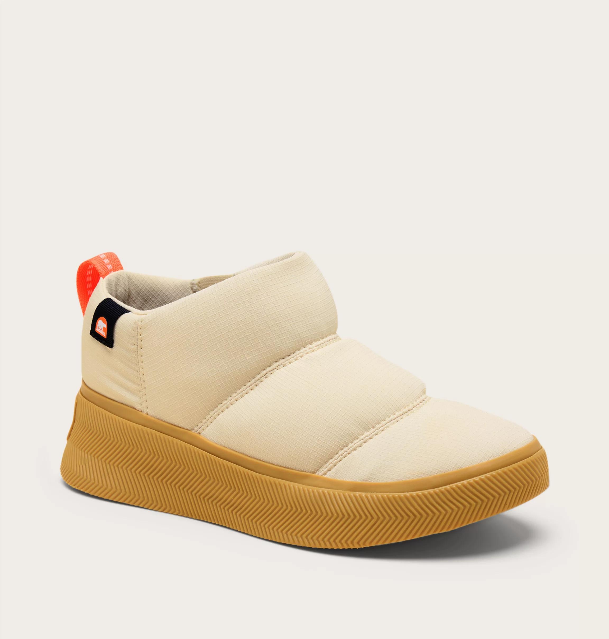 OUT N ABOUT™ IV MINI PUFFY Women's Boot Product Image