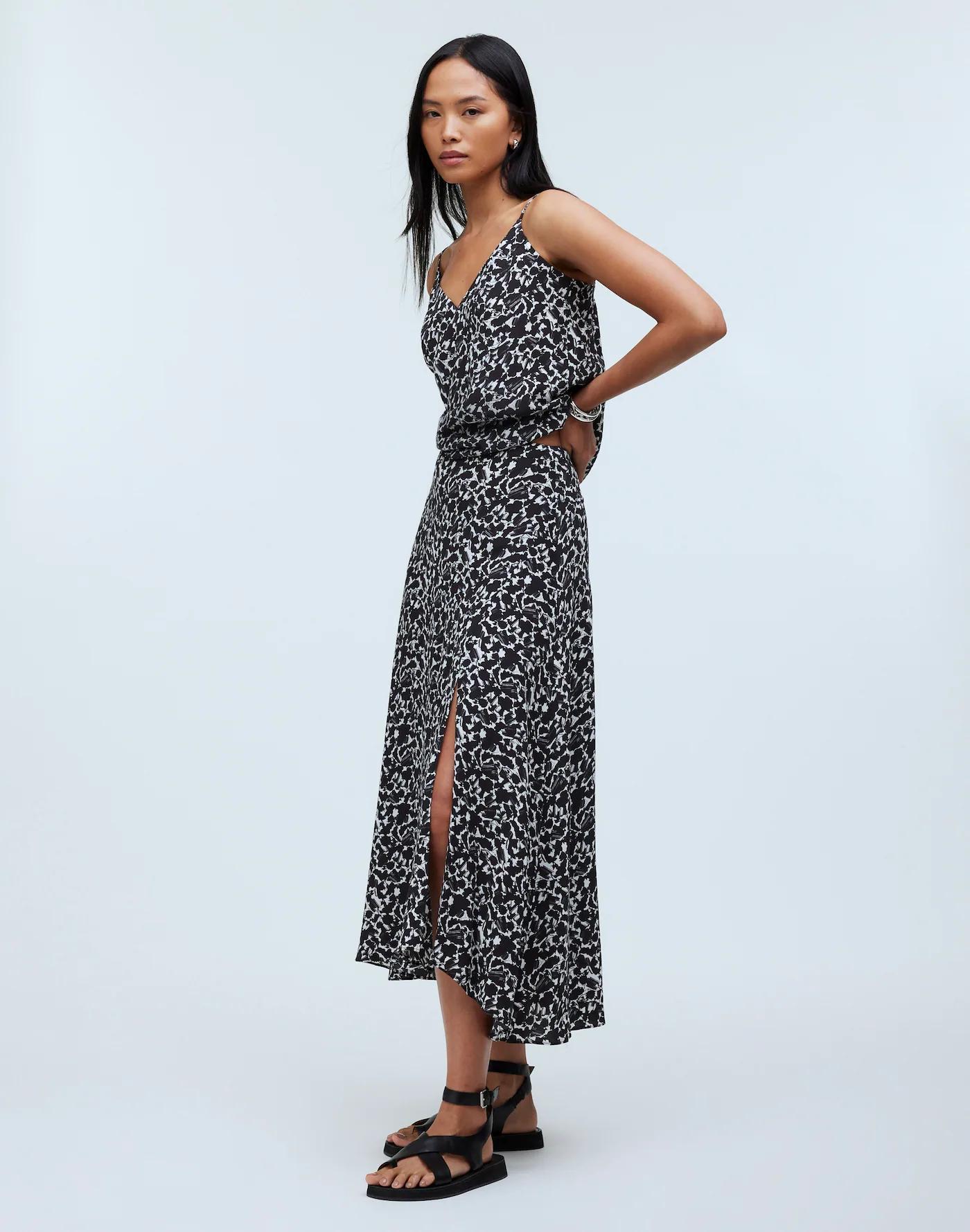 V-Neck Cami in Floral Crepe Product Image