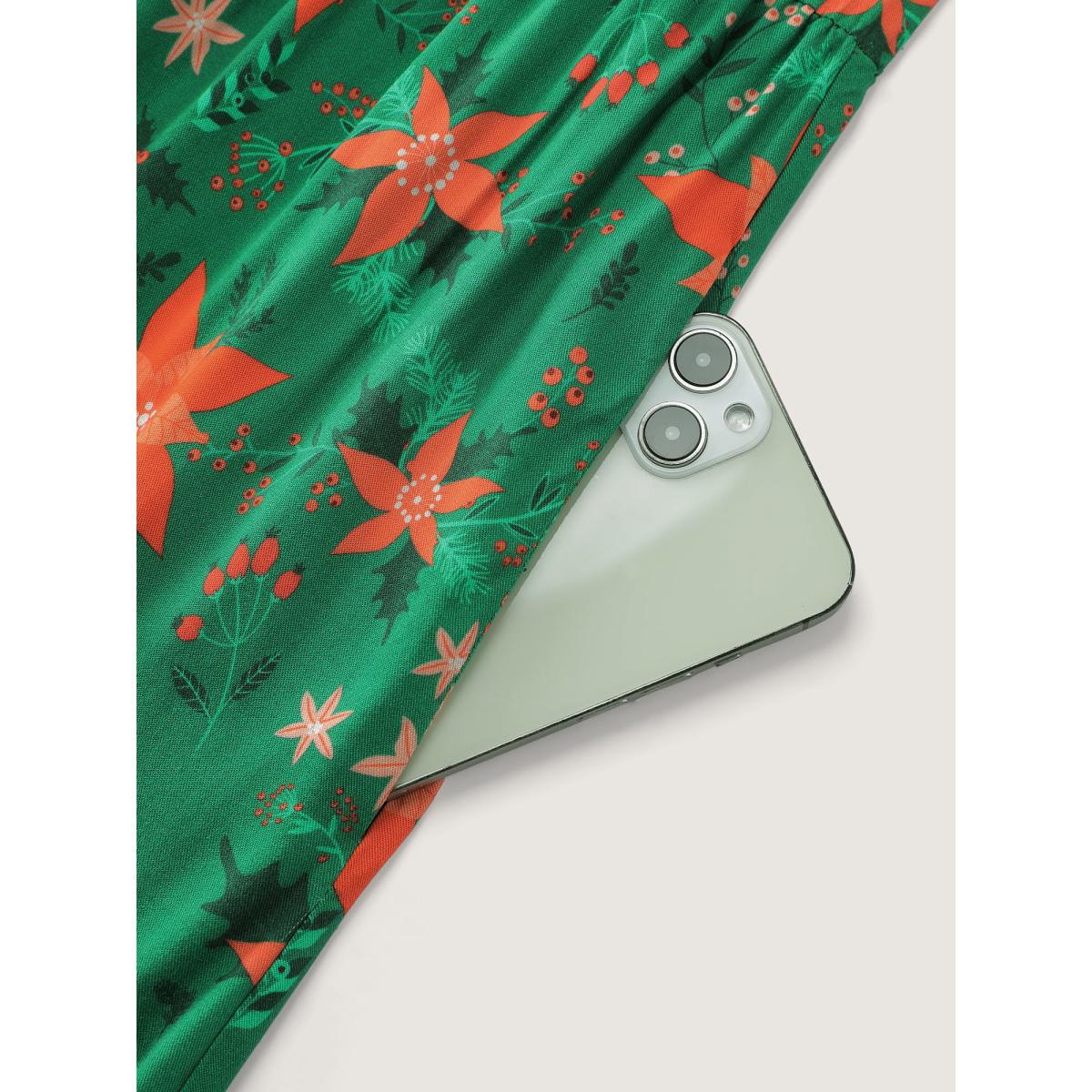 Plus Size Floral Print Pockets Flowy Maxi Dress DarkGreen Women Romantic Notched collar Long Sleeve Curvy BloomChic 28/5X Product Image