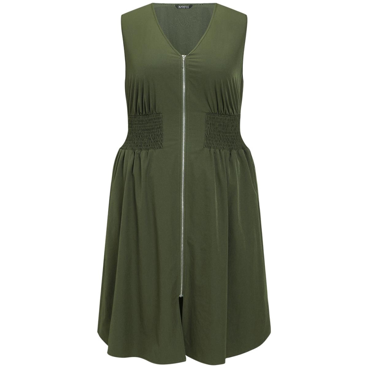 Plus Size Plain Zipper Fly Shirred Split Hem Tank Dress ArmyGreen Women Office Plain Spaghetti Strap Sleeveless Curvy Midi Dress BloomChic 26/4X Product Image