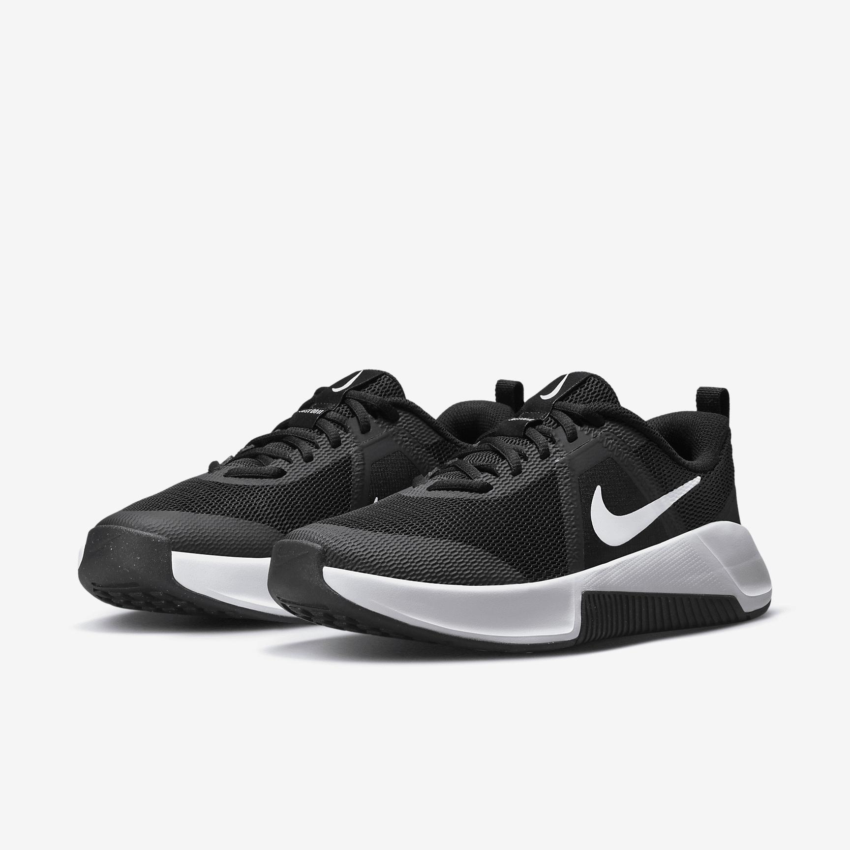 Nike MC Trainer 3 Women's Workout Shoes Product Image