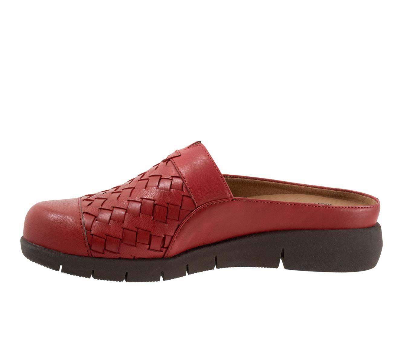 Women's Softwalk San Marcos II Clogs Product Image