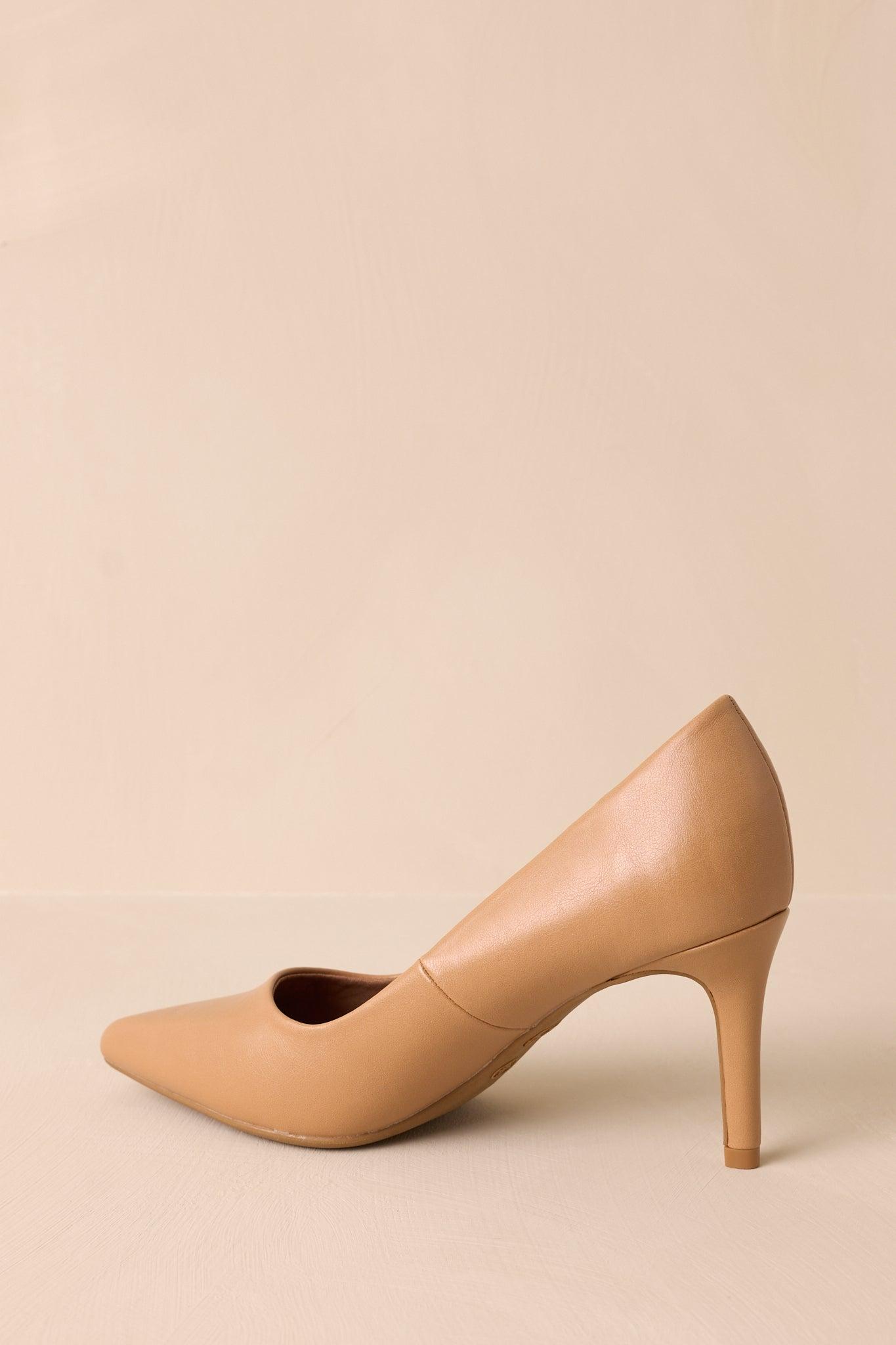 Bold Balance Camel Pointed Toe Pump Heels Product Image