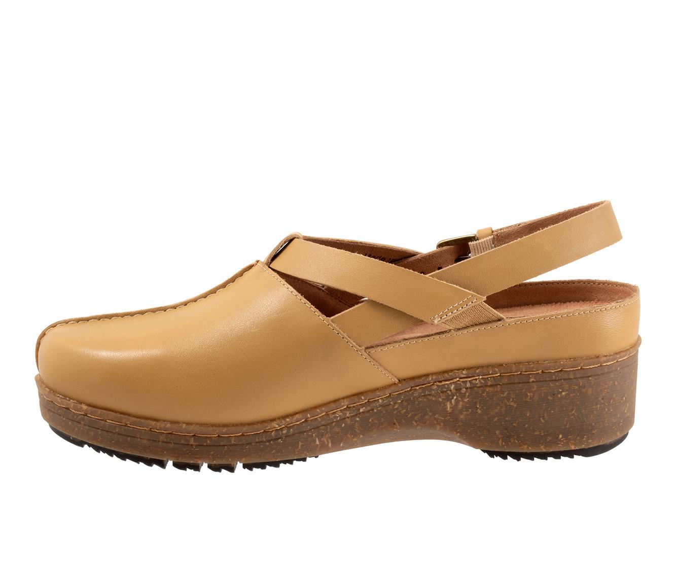 Women's Softwalk Arica Clogs Product Image