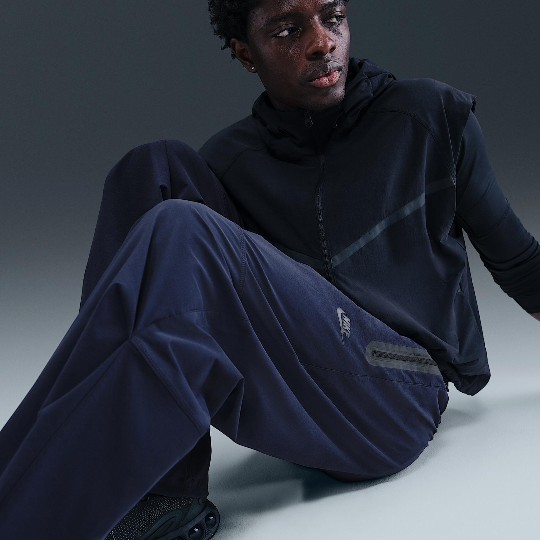 Nike Mens Tech Woven Oversized Pants | HM7158-451 Product Image