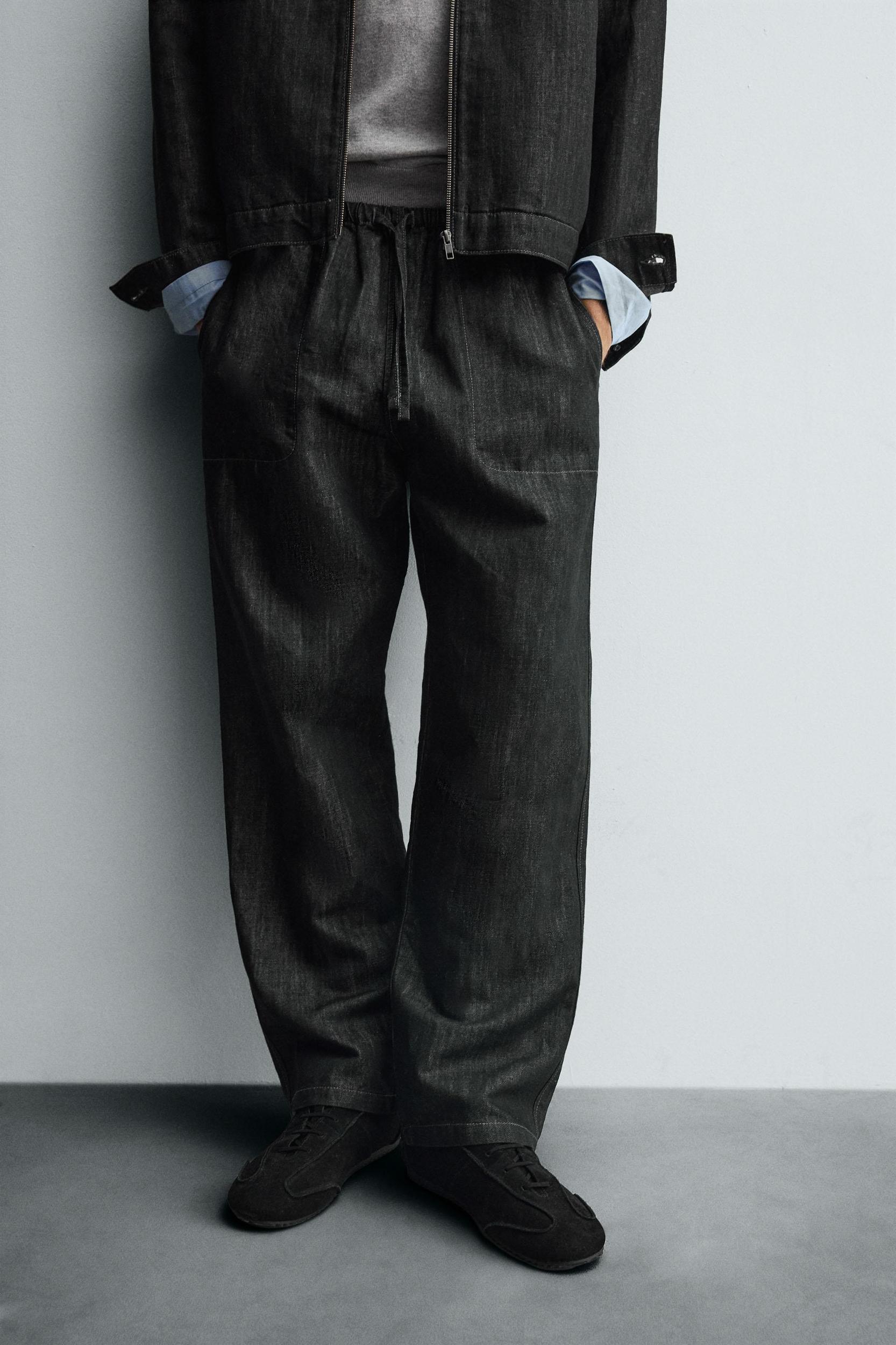 RELAXED FIT JOGGER JEANS Product Image