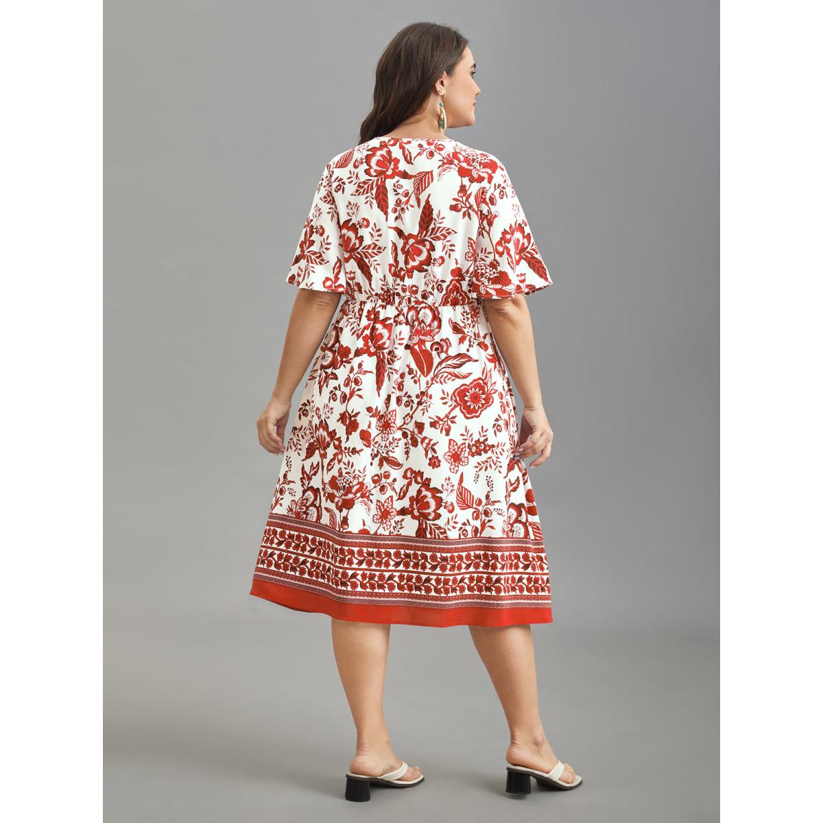 Plus Size Floral Print Wrap-Neck Pocket Midi Dress Rust Women Resort Non Overlap Collar Short sleeve Curvy BloomChic 30/6X Product Image