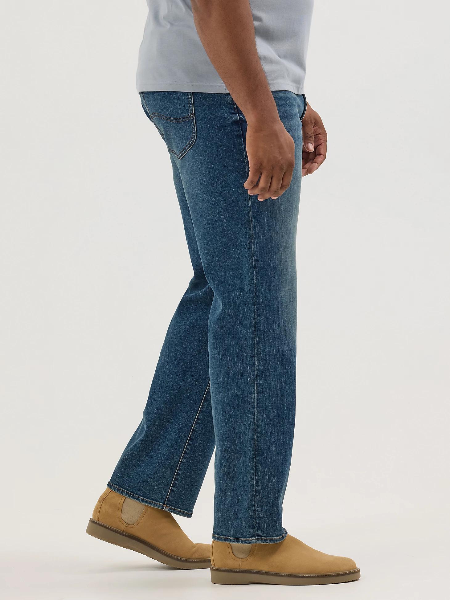 Men's Extreme Motion Relaxed Jean (Big & Tall) | Men's Jeans | Lee® Product Image