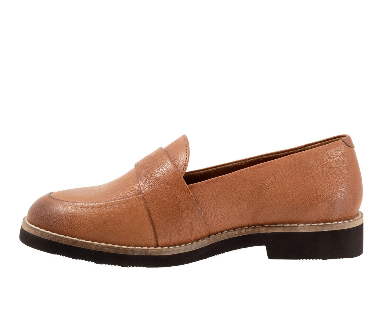 Women's Softwalk Walsh Loafers Product Image