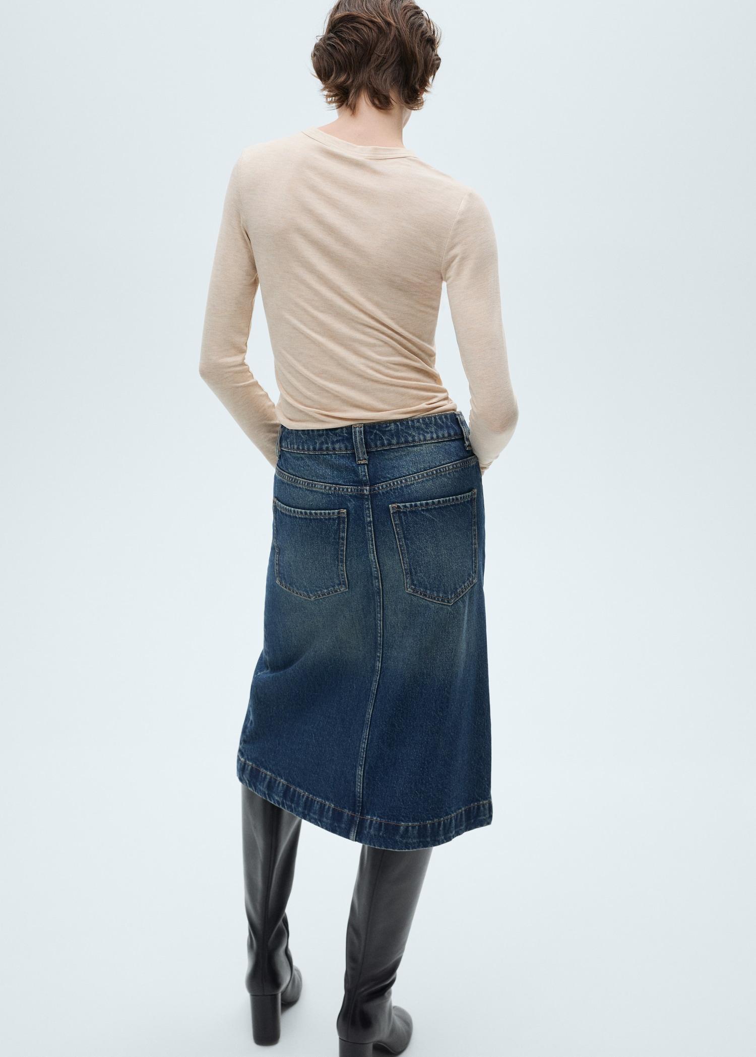 Long-sleeved fitted t-shirt - Women | MANGO USA Product Image