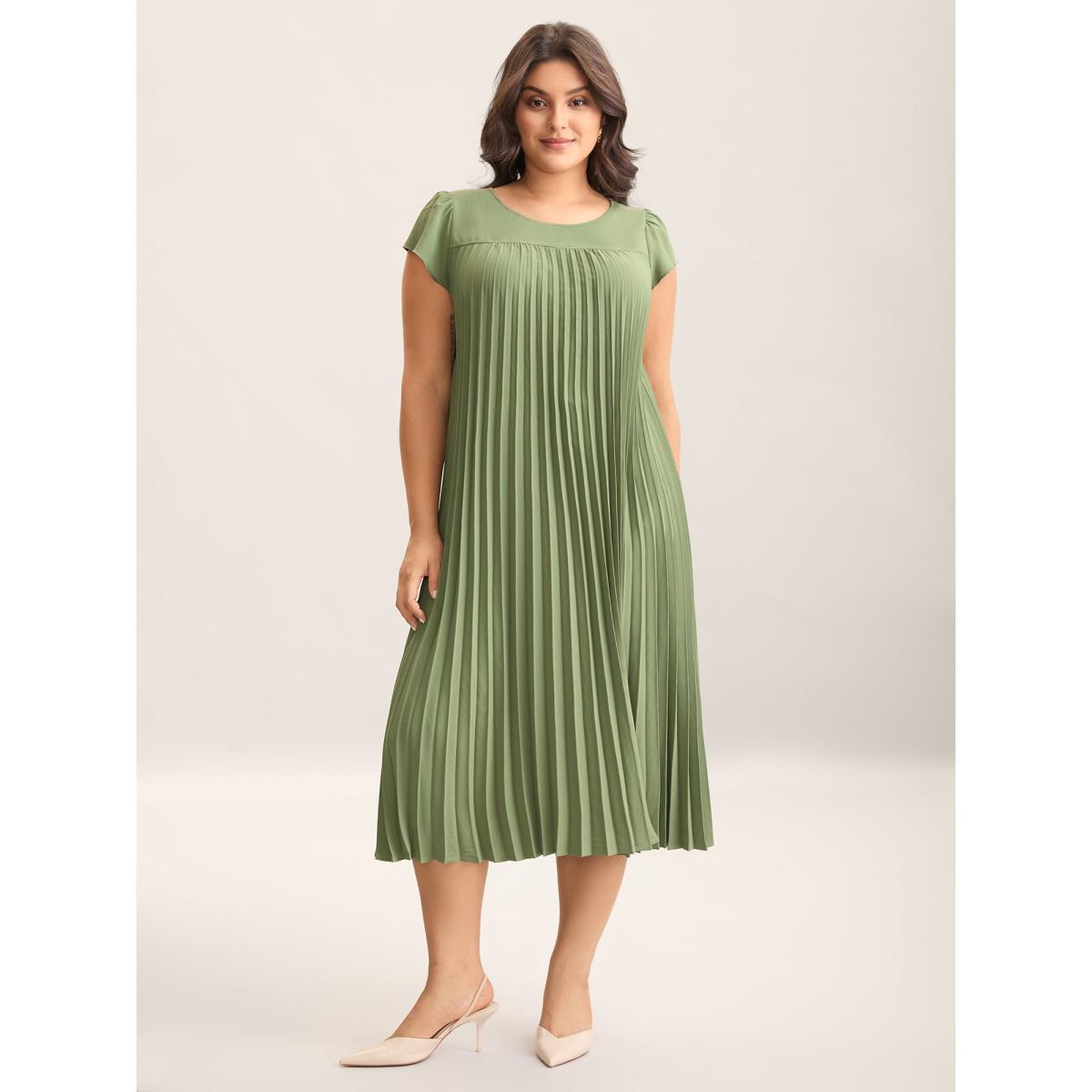 Plus Size Plicated Detail Belted Pockets Maxi Dress Sage Women Round Neck Cap Sleeve Curvy BloomChic 30/6X Product Image