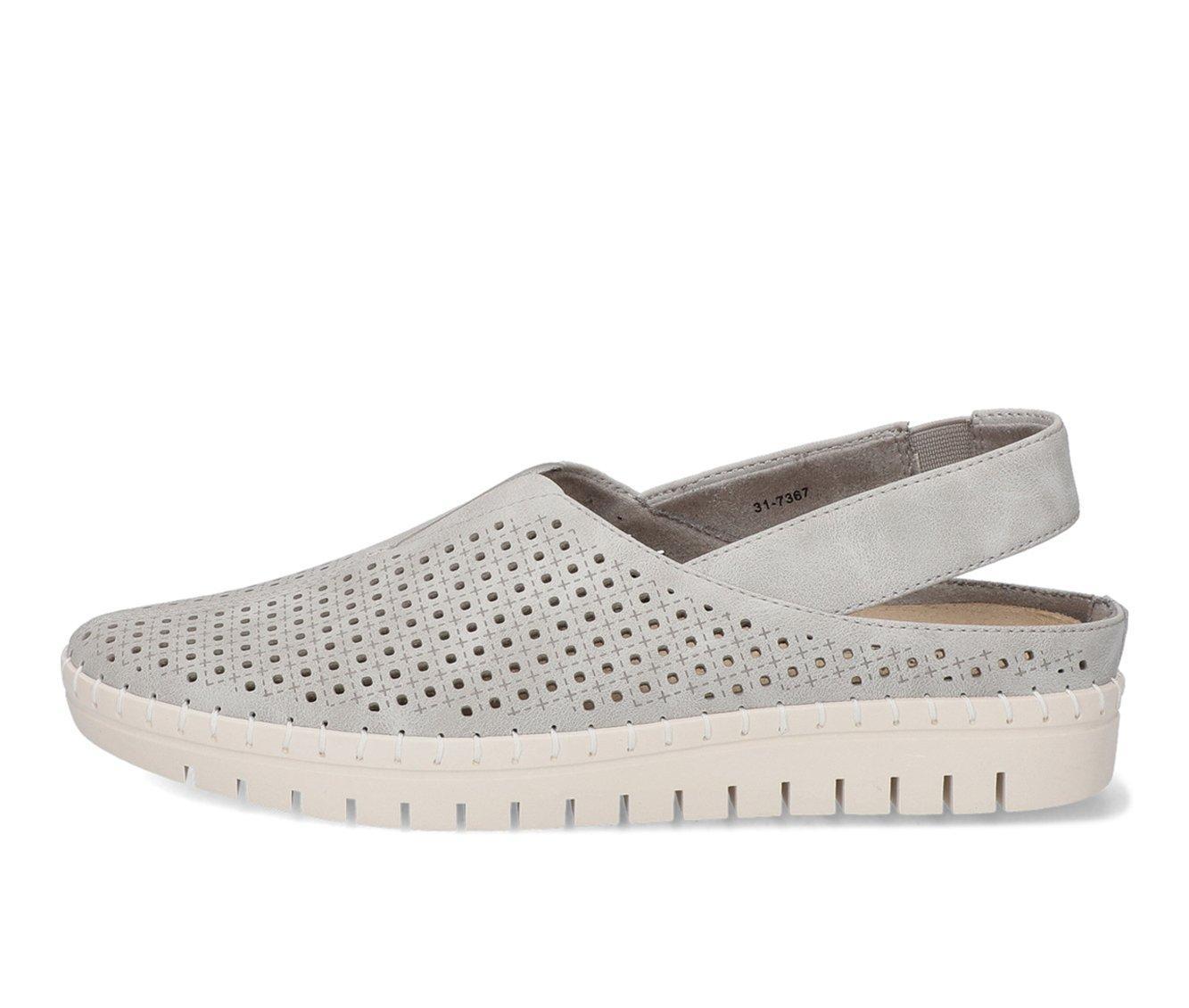 Women's Easy Street SoFresh Slip-On Sneakers Product Image