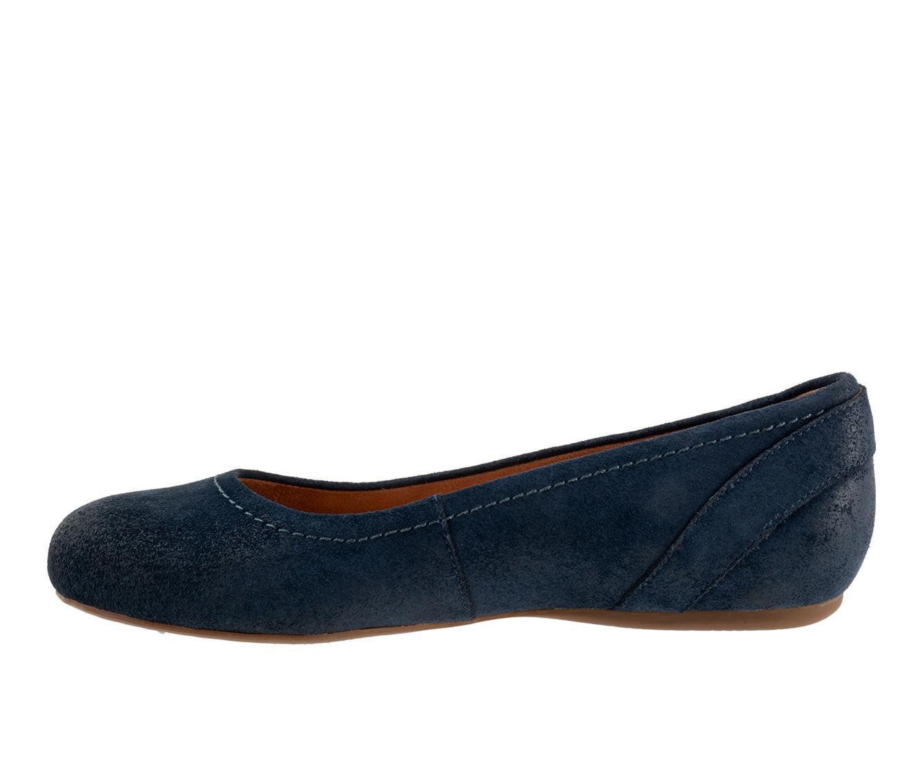 Women's Softwalk Sydney Flats Product Image