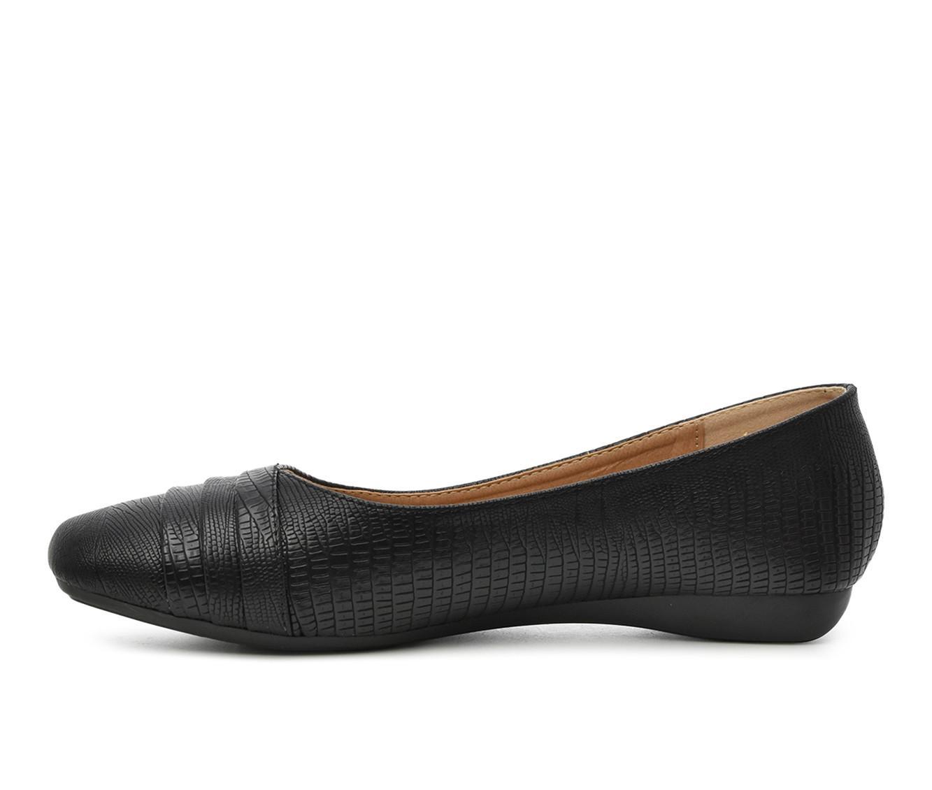 Women's Taryn Rose Ponder Flats Product Image