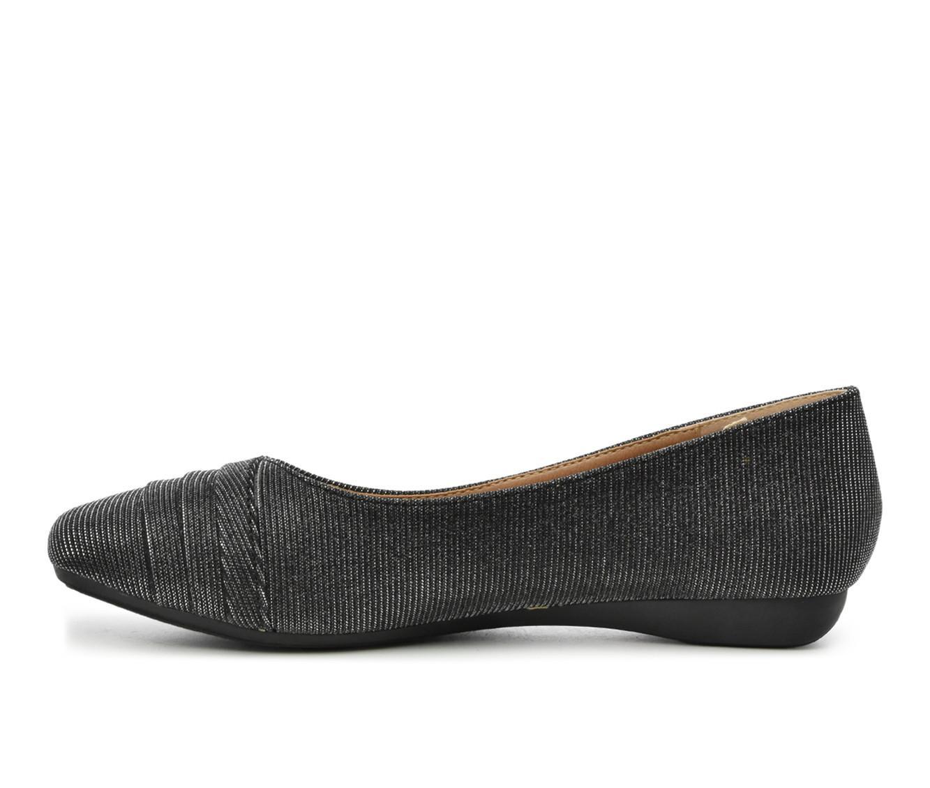 Women's Taryn Rose Ponder Flats Product Image