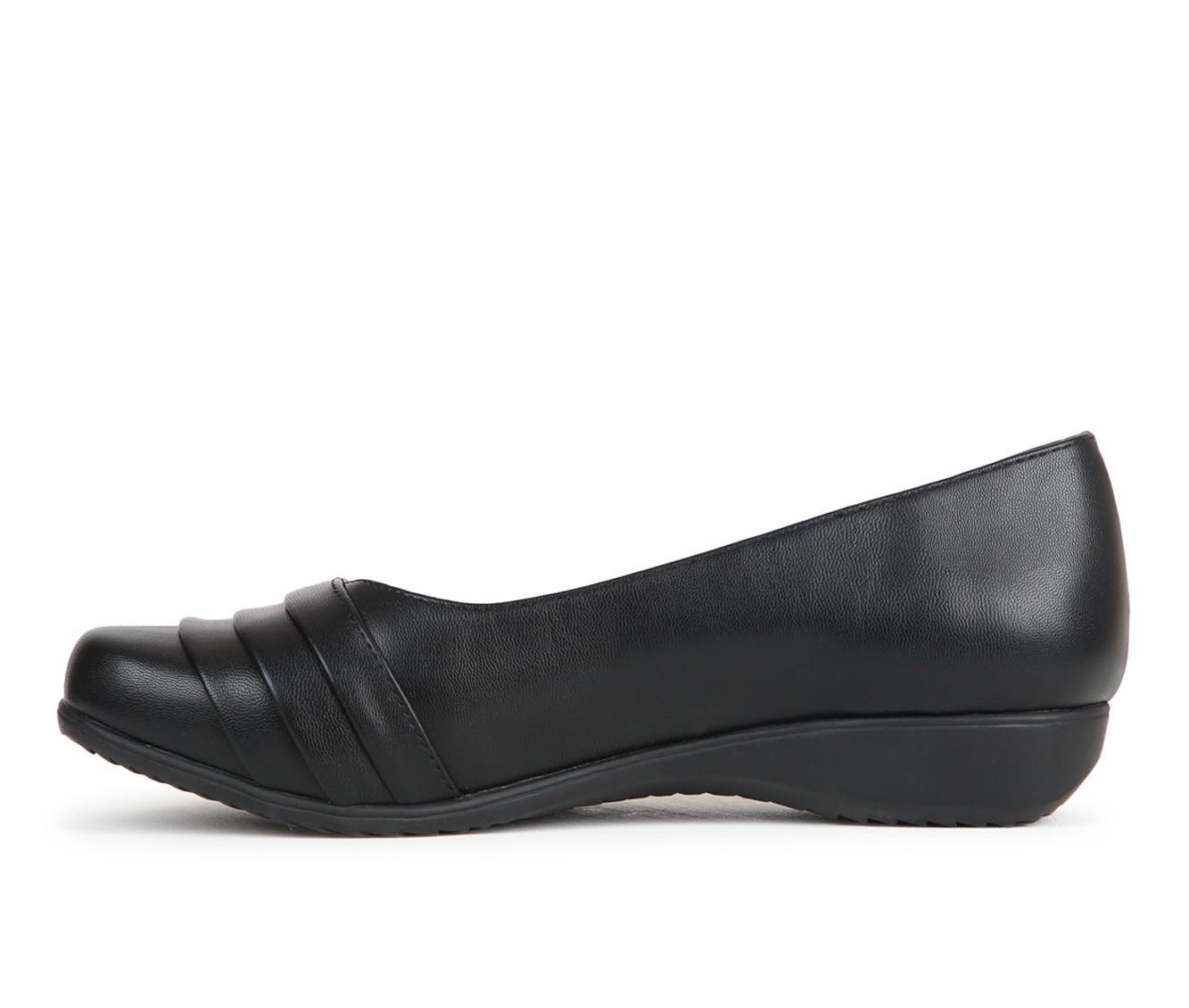 Women's Solanz Cammie Flats Product Image