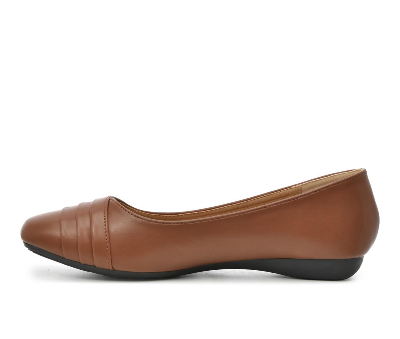 Women's Taryn Rose Ponder Flats Product Image