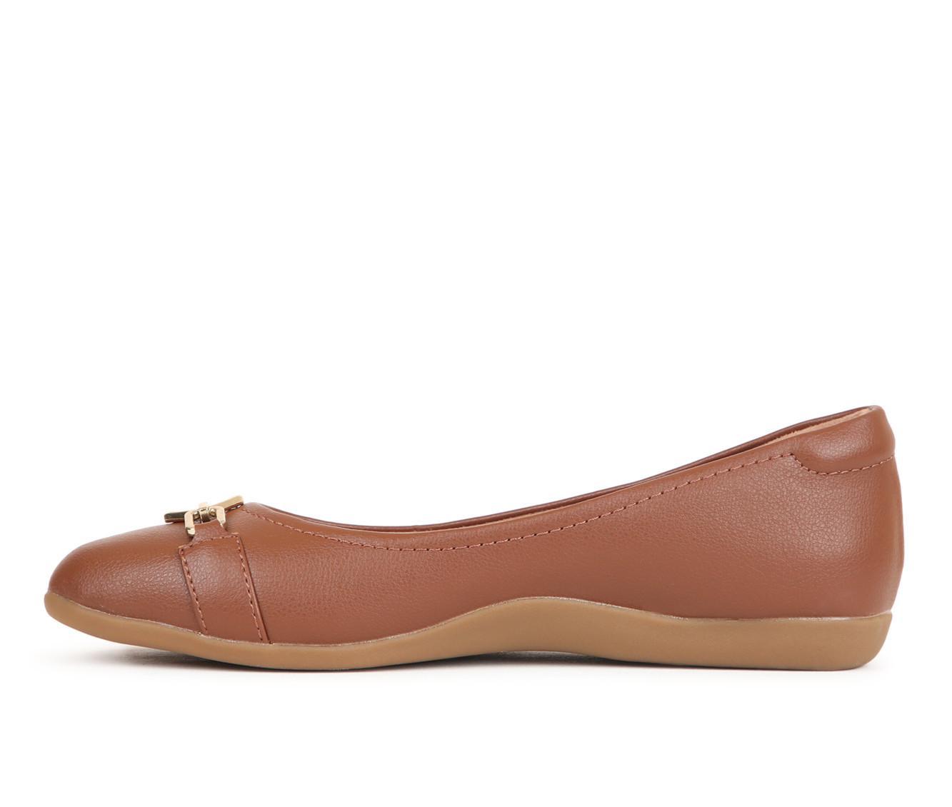 Women's Naturlizer Vivienne-O Flats Product Image
