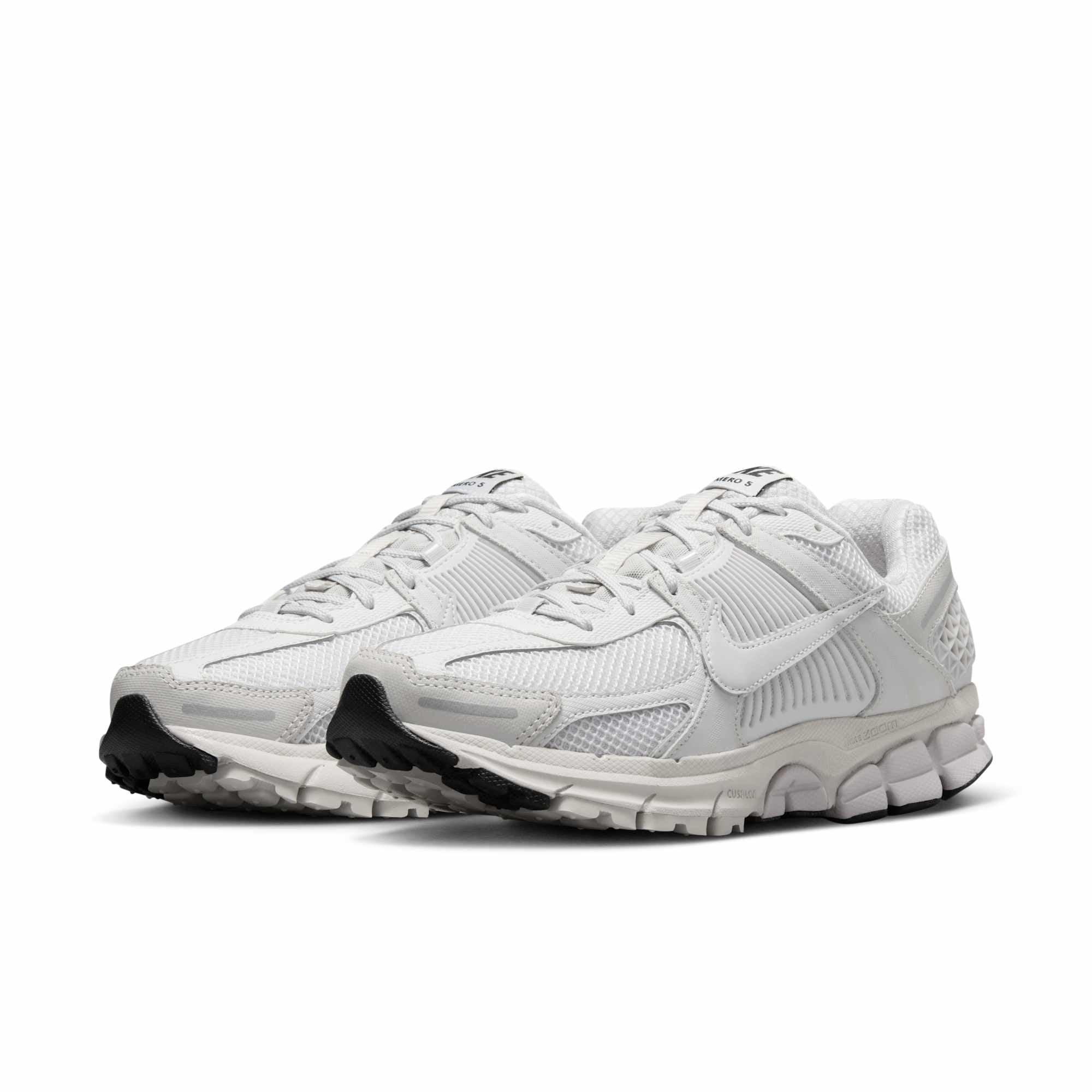 Nike Womens Zoom Vomero 5 Shoes | FQ7079-100 Product Image